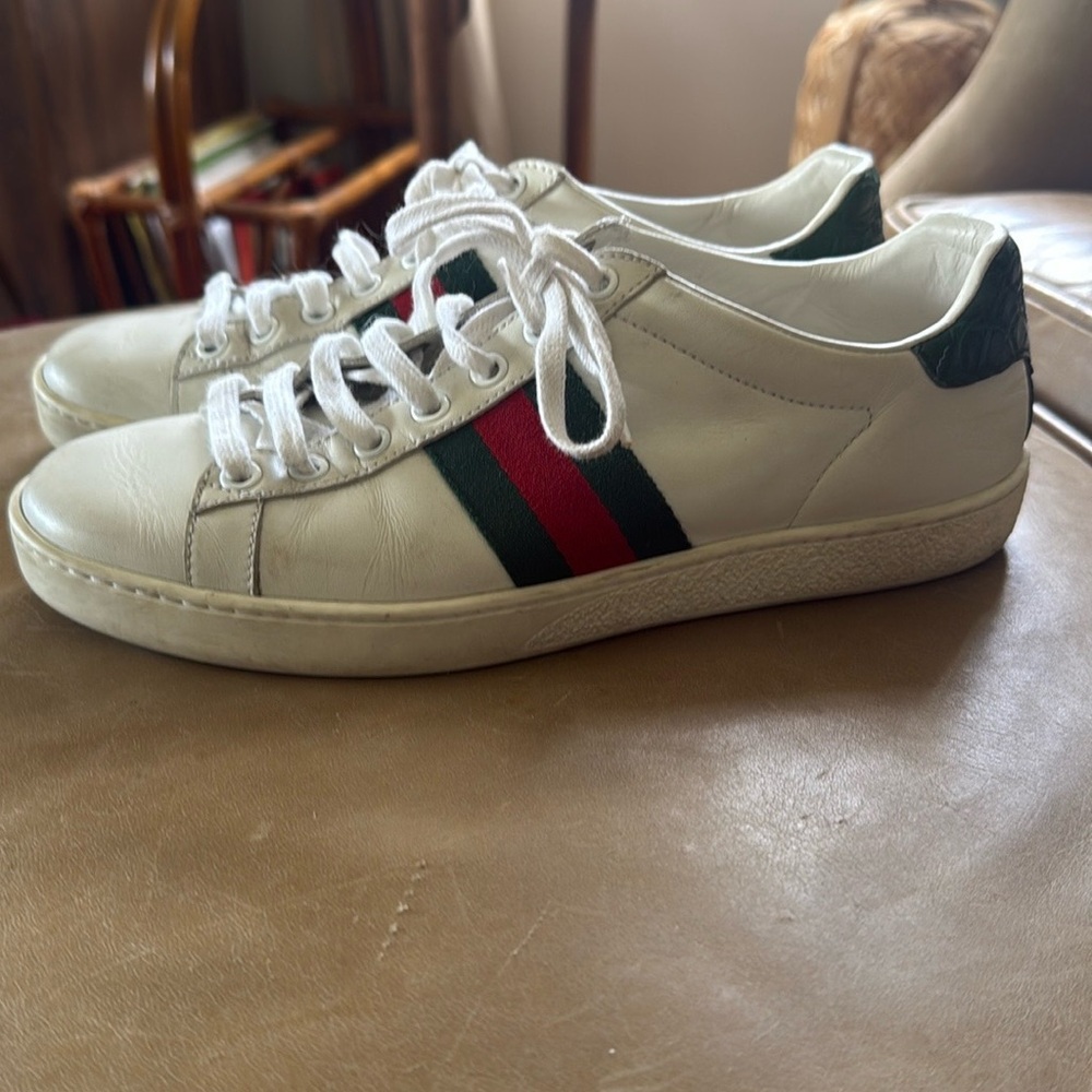 Gucci Ace Signature White and Green Women’s Sneakers